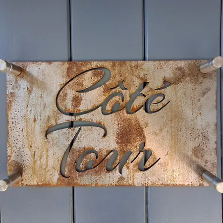 Côté Tour Alojamento de Acomodação e Pequeno-almoço 3*